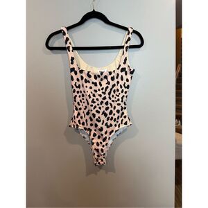 Princess Polly Size 4 Leopard Bodysuit